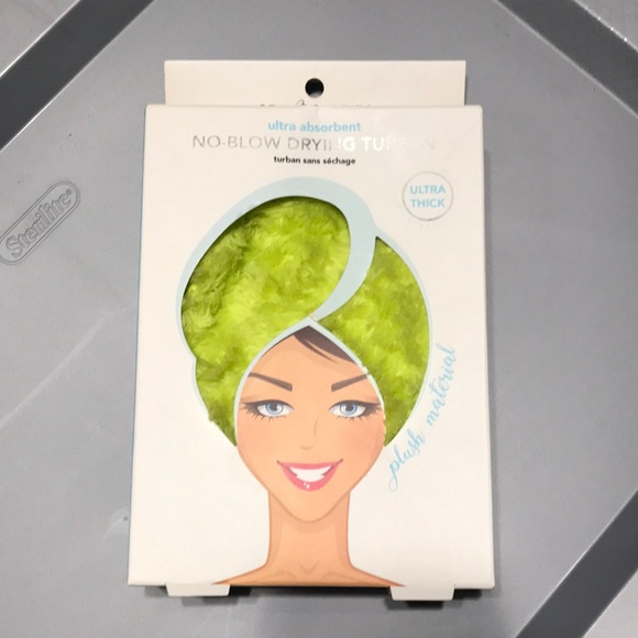 SPA SAVVY - ULTRA ABSORBENT NO-BLOW DRYING TURBAN LIME GREEN COLOR - Picture 1 of 6